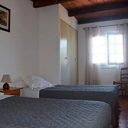 A Rossa Location Hotel